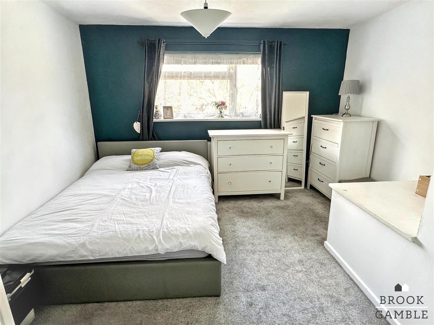3 Bedroom House. Oulton Close in Eastbourne,  10
